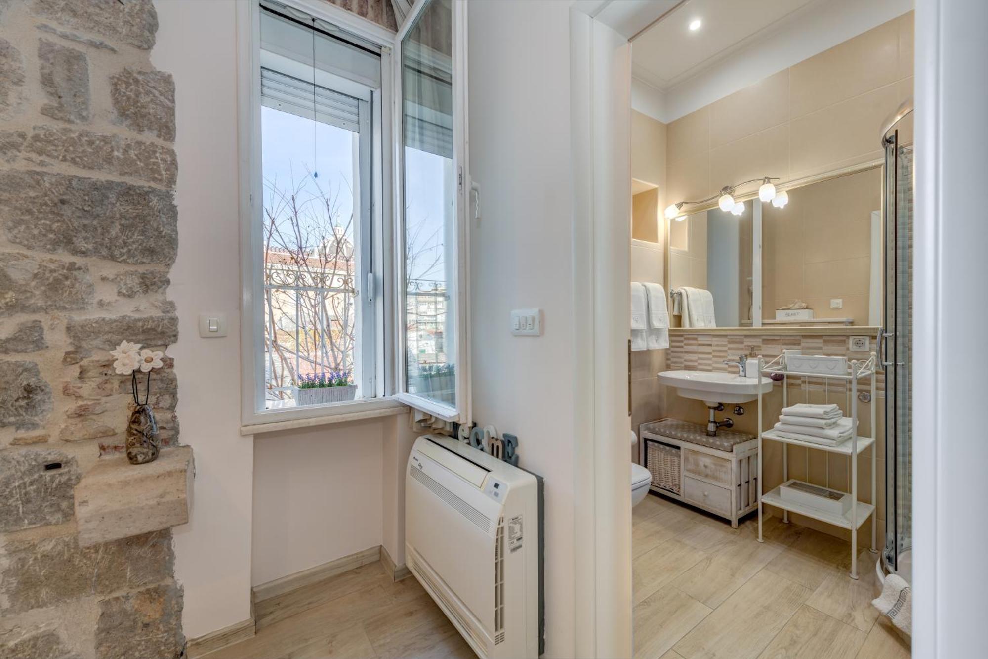 Victoria Luxury Rooms - Split Downtown Экстерьер фото